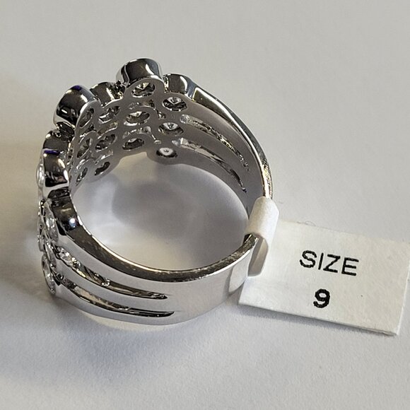 Clear Rhinestones Ring Size 9 Wide Band Silver Tone - Size 9 - Picture 8 of 14